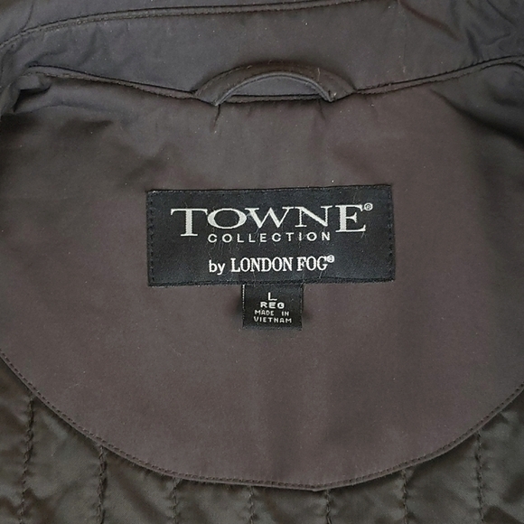 LONDON FOG TOWNE COLLECTION Men's Lightweight Quilt Lined Overcoat Size L - Picture 5 of 11